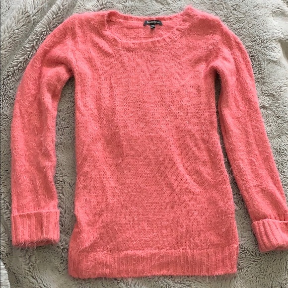 Pink sweater - Picture 2 of 5